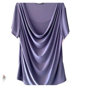 💥3 for $15💥 Gray scoop neck blouse